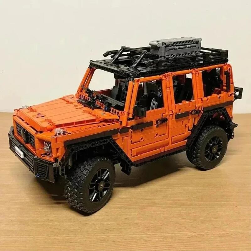 Orange off-road vehicle G500 i - Party Games Young Adults recension och pris