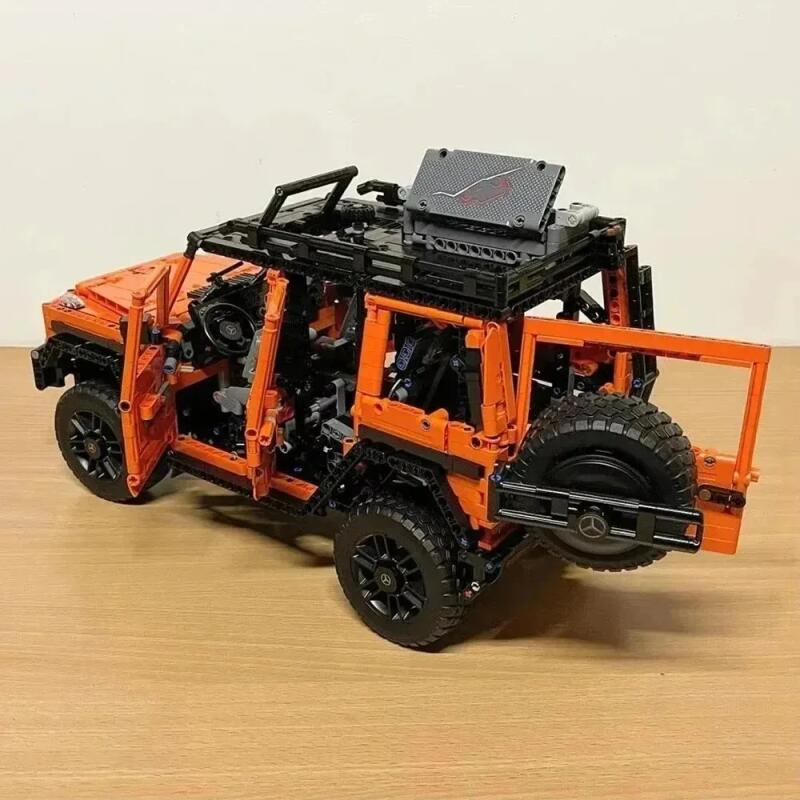 Orange off-road vehicle G500 i - Party Games Young Adults recension och pris