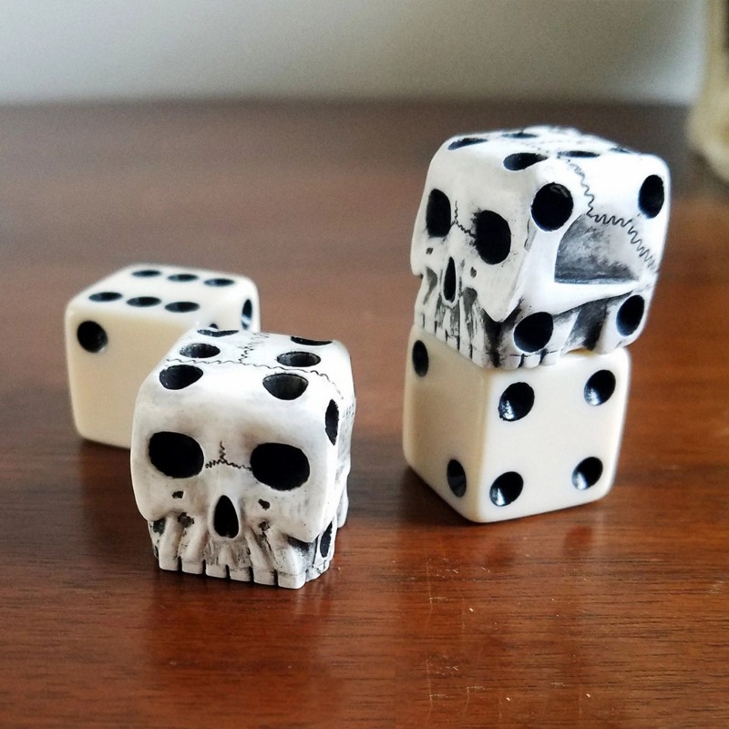 Halloween White Skull Resin Di - Party Games No Equipment recension och pris